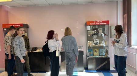 Экскурсия по выставке «Защитникам Отечества.. _ (Закрытая группа) Информация на сайт НБ_1