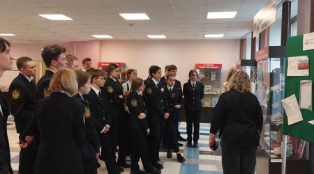 Экскурсия по выставке «Защитникам Отечества.. _ (Закрытая группа) Информация на сайт НБ_6