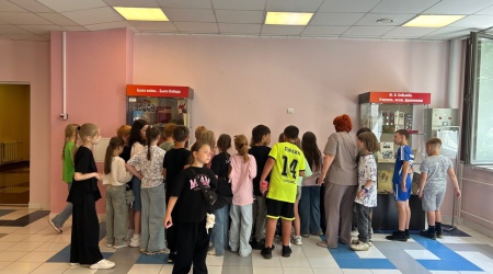 Экскурсия по выставке «Защитникам Отечества.. _ (Закрытая группа) Информация на сайт НБ