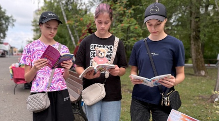 «Книжная среда» в парке им. А. С. Пушкина _ (Закрытая группа) Информация на сайт НБ