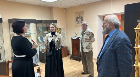 в Пушк. зале