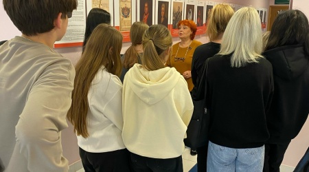 Экскурсии по выставке «Преданья русского семейства» _ (Закрытая группа) Информация на сайт НБ (1)