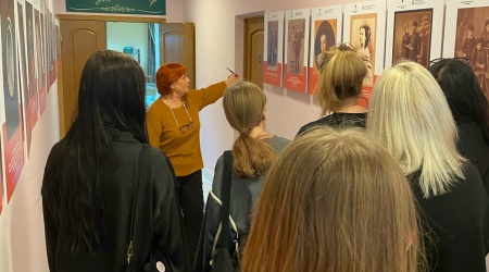 Экскурсии по выставке «Преданья русского семейства» _ (Закрытая группа) Информация на сайт НБ (2)