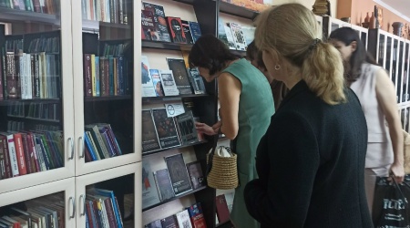 Обзор у книжной выставки_ «Терроризм – угр... _ (Закрытая группа) Информация на сайт НБ (1)