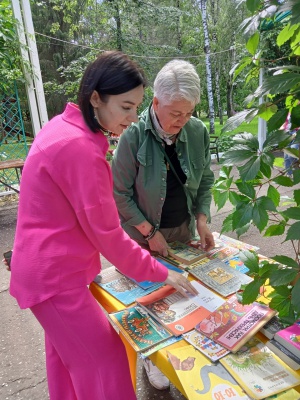 «Аллея книжных сюрпризов» в парке им. А. С... _ (Закрытая группа) Информация на сайт НБ (6)