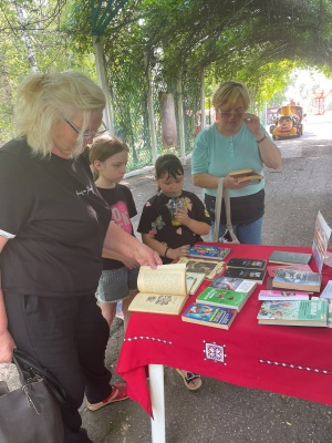 «Библиотечный бульвар» в парке им. А. С. Пушкина _ (Закрытая группа) Информация на сайт НБ_2