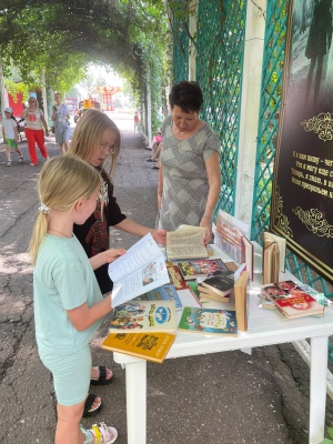 «Библиотечный бульвар» в парке им. А. С. Пушкина _ (Закрытая группа) Информация на сайт НБ_3