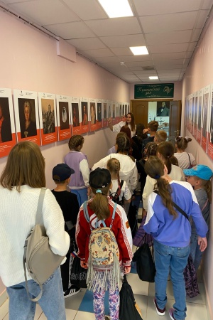 Экскурсии по выставке «Преданья русского семейства» _ (Закрытая группа) Информация на сайт НБ_1