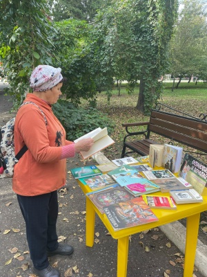 «Книжная среда» в парке им. А. С. Пушкина _ (Закрытая группа) Информация на сайт НБ (4)