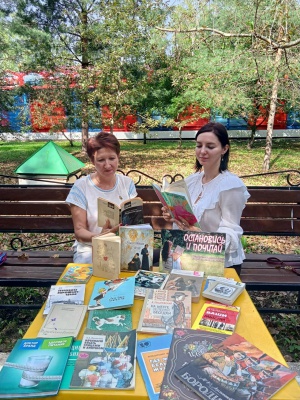 «Книжная среда» в парке им. А. С. Пушкина _ (Закрытая группа) Информация на сайт НБ (5)