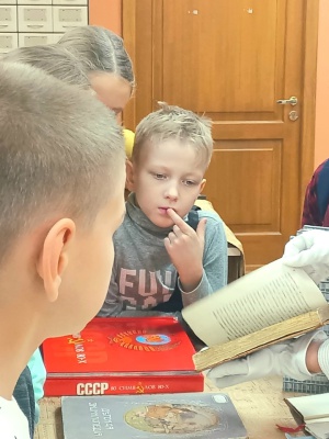 Лицеисты в Пушкинке _ (Закрытая группа) Информация на сайт НБ (4)